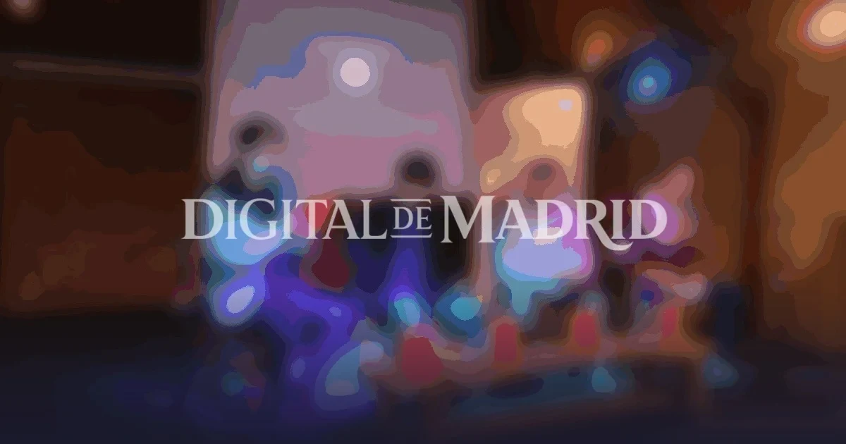 La poesía como refugio: jóvenes de Malasaña encuentran su voz en un taller innovador
